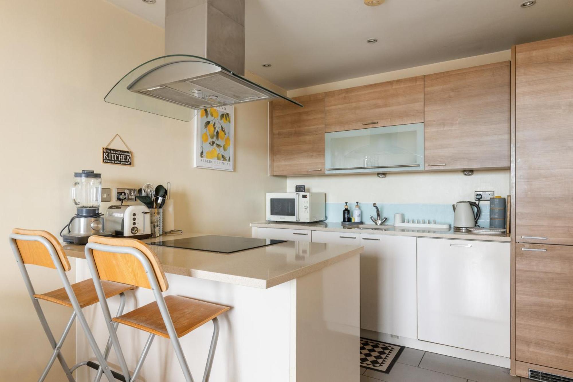 Stratford Skyview Apartment Лондон Экстерьер фото