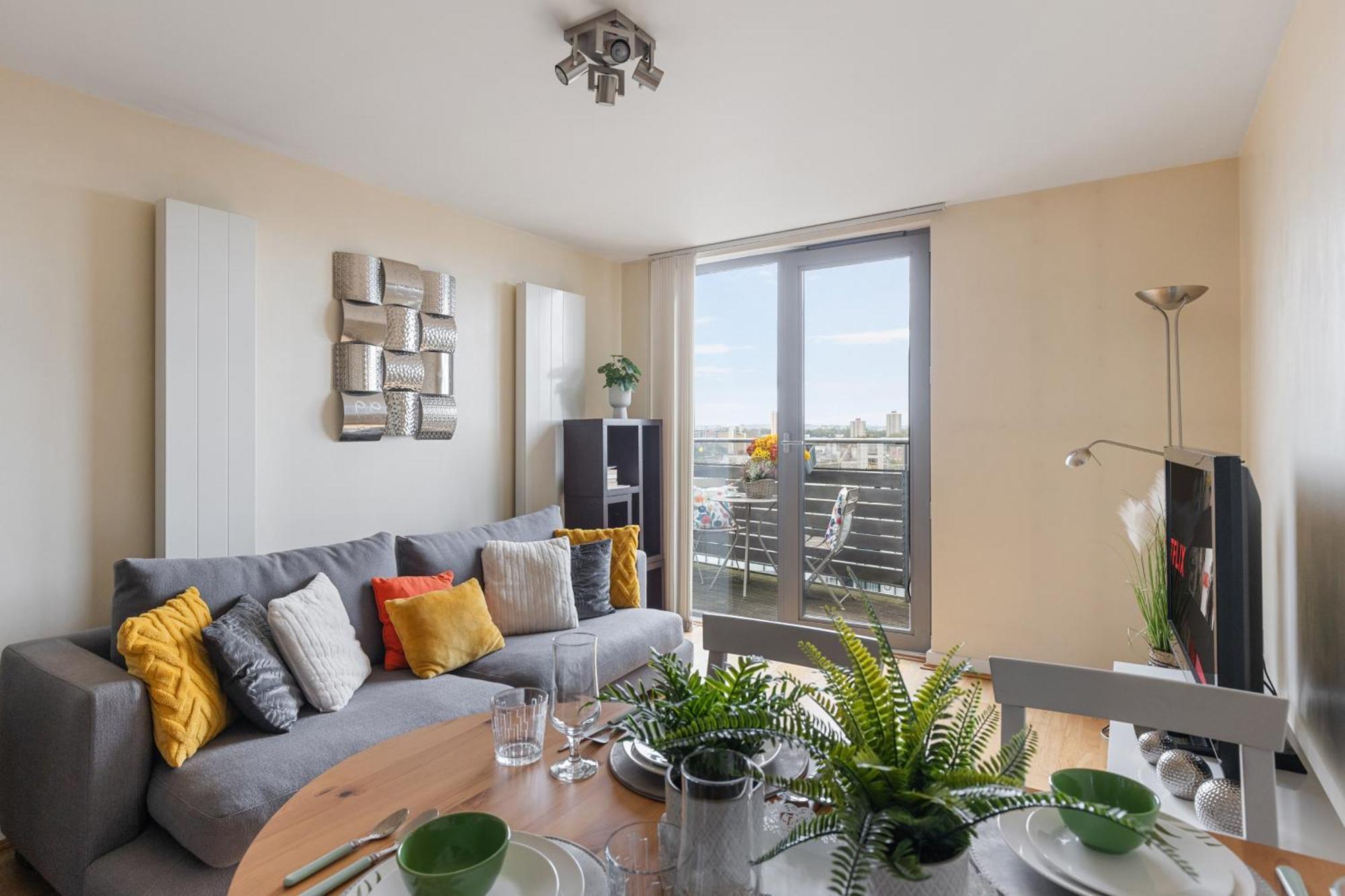 Stratford Skyview Apartment Лондон Экстерьер фото