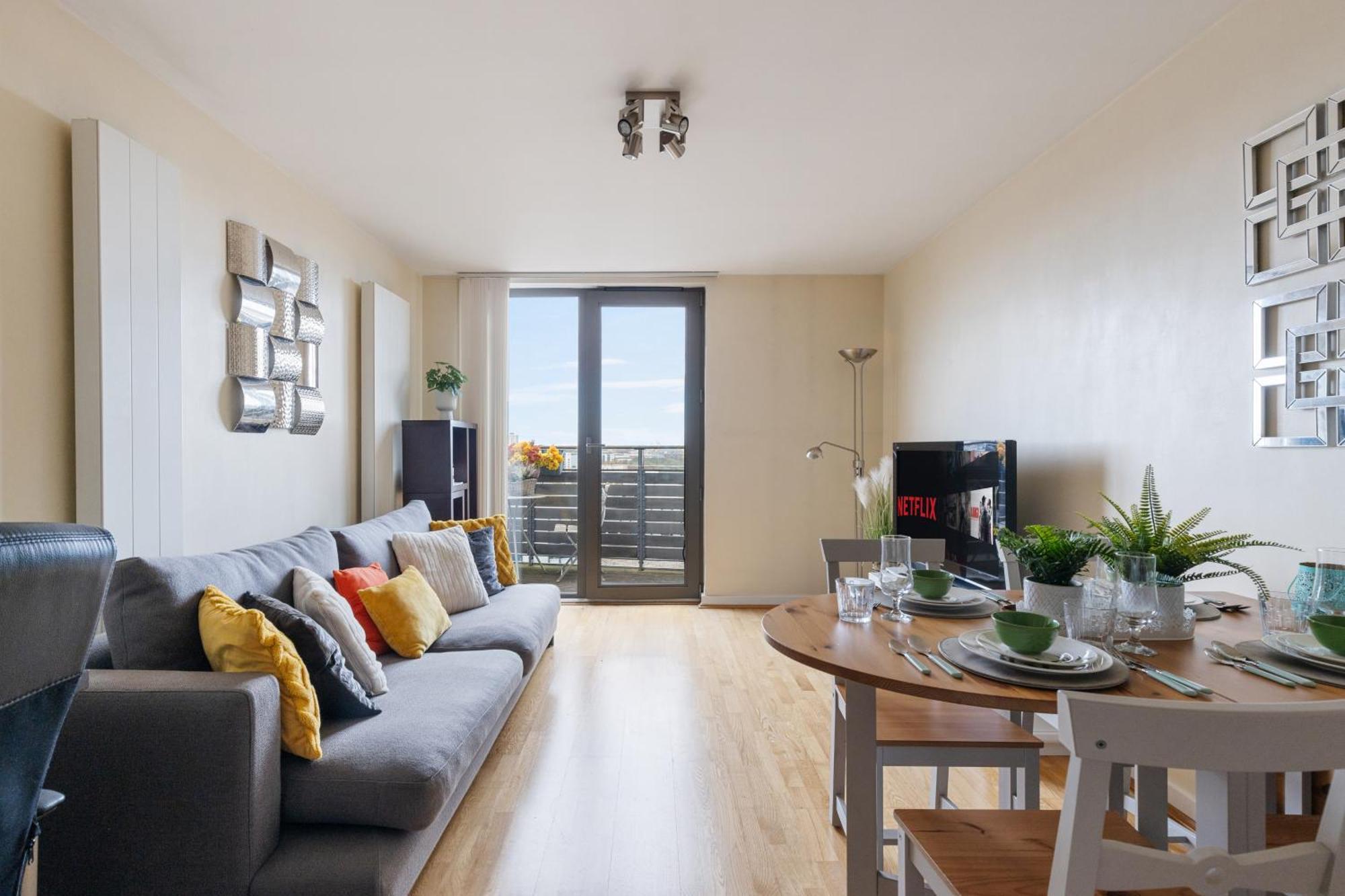 Stratford Skyview Apartment Лондон Экстерьер фото